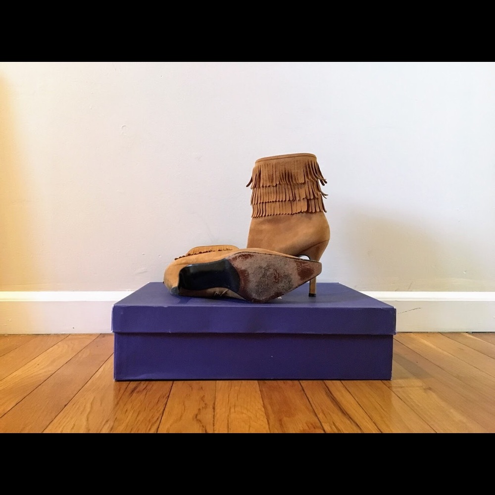Stuart Weitzman Pancho Fringe Suede Ankle Boots Camel Stiletto Booties - Picture 4 of 5
